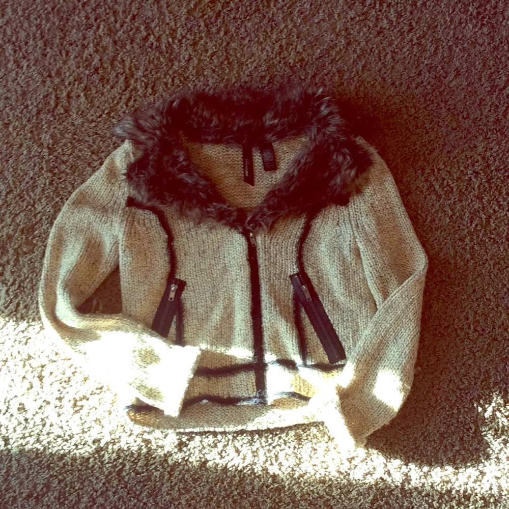 BKE BOUTIQUE cardigan!